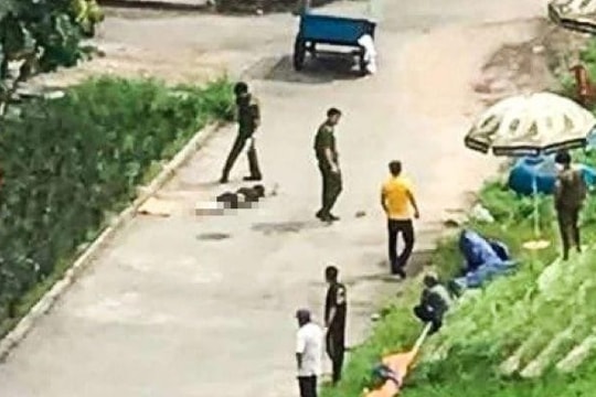 Đại học Quốc gia TP. HCM: Nam sinh 20 tuổi rơi lầu ký túc xá xuống đất tử vong