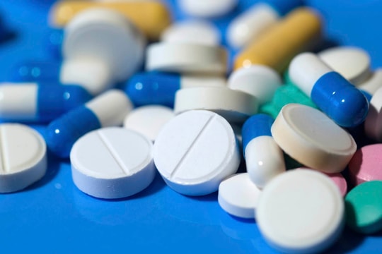 Những loại thuốc lạm dụng sẽ gây suy giảm chức năng thận