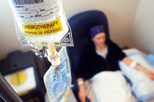 Chuyên gia chỉ cách cách làm giảm tác dụng phụ của hóa trị ung thư