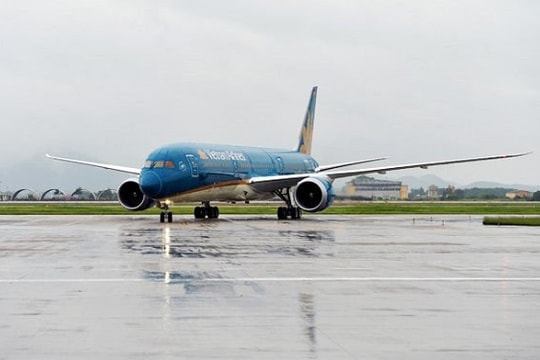 9/10 sân bay được mở cửa khai thác trở lại sau bão Noru