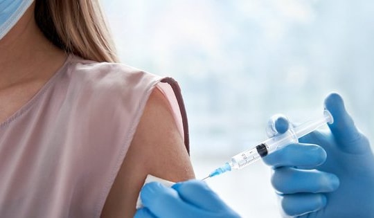 Thêm lợi ích của tiêm vaccine phòng COVID-19 trong quá trình mang thai