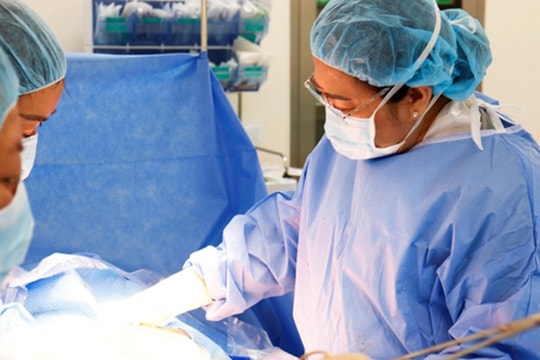 Khánh Hòa: Cứu sống sản phụ mang song thai bị hội chứng HELLP cực kỳ nguy hiểm