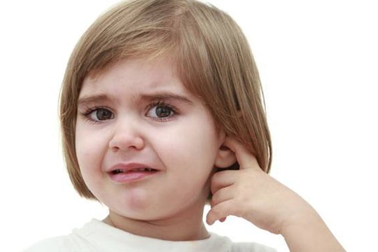 Sai lầm cần tránh khi điều trị viêm tai giữa cho trẻ