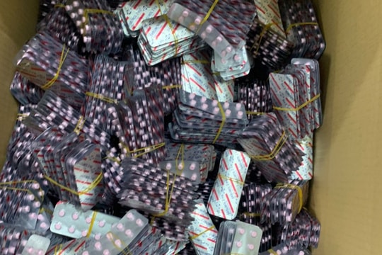 Phát hiện cơ sở sản xuất thuốc tây "dởm"