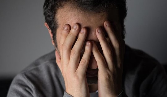 Dùng nhiều loại thuốc tăng nguy cơ sa sút trí tuệ