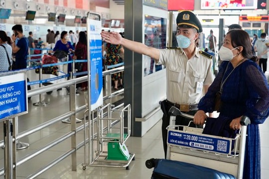 Hàng không Việt Nam dự kiến đón 100 triệu lượt khách trong năm 2022