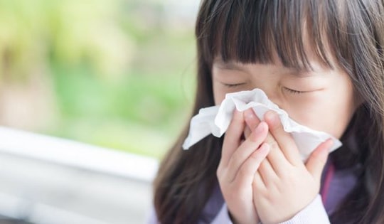 Cúm mùa rất khó phân biệt với các bệnh đường hô hấp khác: Bộ Y tế chỉ 5 biện pháp phòng chống cúm