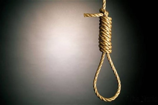 Lâm Đồng: Nữ hiệu trưởng tử vong trong tư thế treo cổ