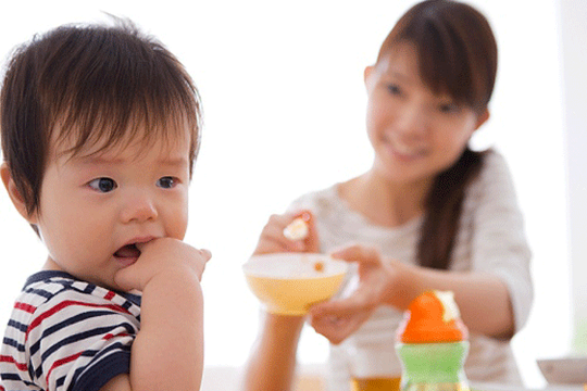 Cần bổ sung kẽm cho trẻ bị suy dinh dưỡng thấp còi