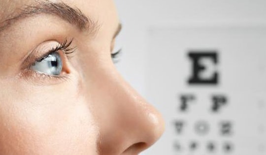 3 mẹo cải thiện thị lực hiệu quả và thực phẩm tốt cho mắt
