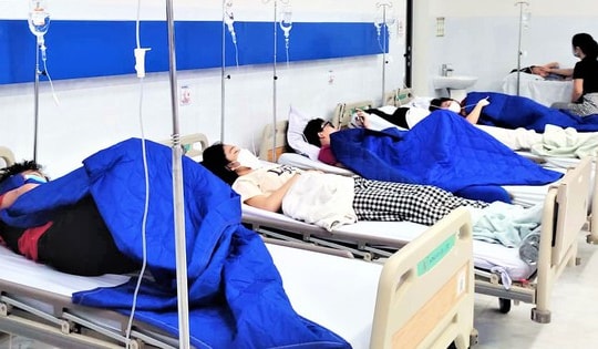 Từ vụ học sinh tử vong nghi ngộ độc thực phẩm sau bữa ăn bán trú: Chuyên gia chỉ ra 5 điểm cần đặc biệt lưu ý