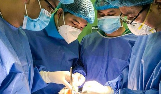 Từ trường hợp bé sơ sinh bị biến dạng khuôn mặt nghi do mẹ bị cúm khi mang bầu: Cách phòng ngừa cảm cúm khi mang thai