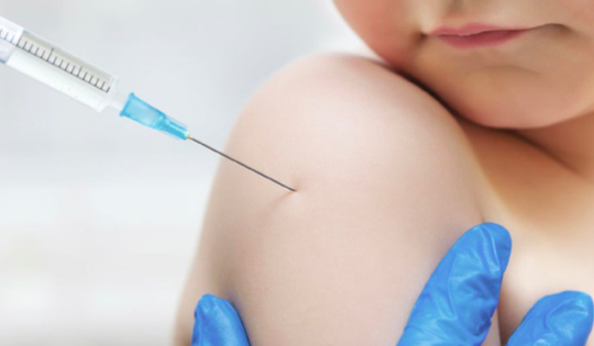Phân bổ 434.000 liều vaccine sởi, ho gà-bạch hầu-uốn ván để tiêm chủng mở rộng trên cả nước