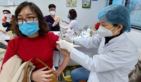 Sáng 3/12: Hàng loạt tỉnh, thành nào đang tiêm vaccine COVID-19 chậm, thấp?