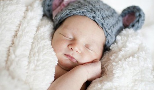 Những lưu ý khi chăm sóc trẻ trong ngày rét