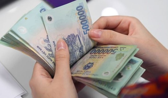 Bật mí cách ứng lương Tết cho lao động đúng luật khiến chủ doanh nghiệp muốn chối cũng khó