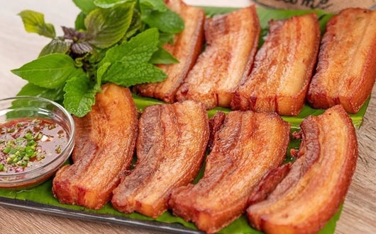 2 loại thịt phá hủy colagen gây già nhanh, phụ nữ sau 30 chớ dại ăn nhiều