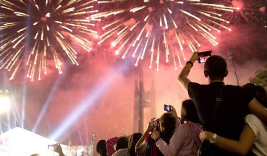Những quy tắc cần nhớ khi xem pháo hoa để đảm bảo an toàn