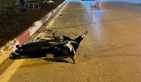 Hà Nội: Tai nạn nghiêm trọng làm 1 người chết, 1 người bị thương