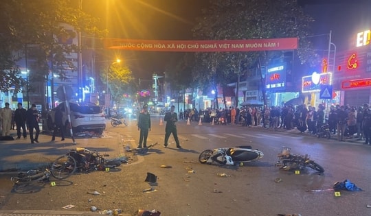 Thông tin chi tiết vụ xe ô tô gây tai nạn liên hoàn khiến 5 người thương vong