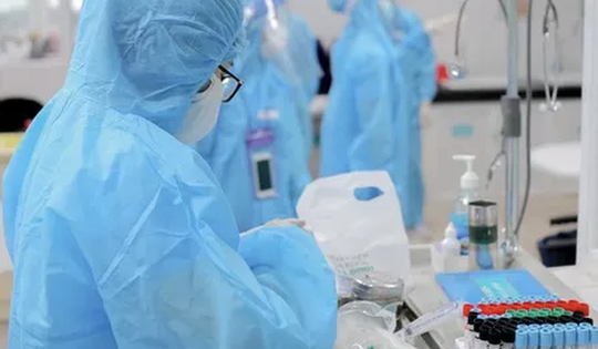 Sáng 1/1: Có 1.028 ca mắc mới COVID-19 trong 7 ngày, tiếp tục theo dõi chặt sự xuất hiện các biến thể mới