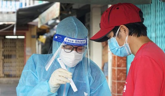 Số ca mắc mới COVID-19 ngày đầu năm 2023 thấp nhất gần 2 năm qua