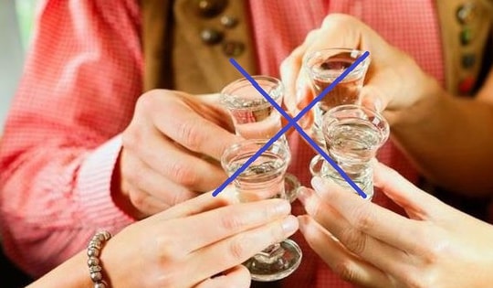 Khuyến cáo cần biết sau hàng loạt vụ ngộ độc rượu dịp Tết