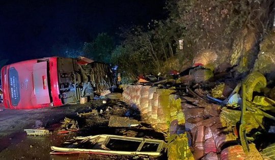 Bắt giam tài xế xe khách gây tai nạn khiến 3 người tử vong trên QL6