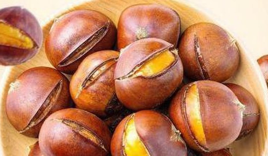 Món ăn bài thuốc từ hạt dẻ hỗ trợ điều trị thận hư