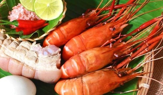 Cúng Thần Tài cầu may mắn, tài lộc trên thị trường có các lễ vật  này