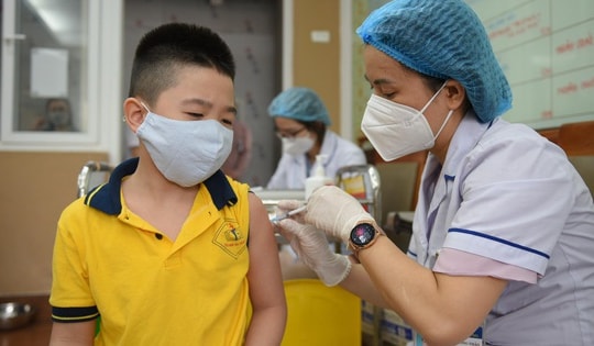 Sáng 18/2: Thông tin mới nhất về tiêm vaccine COVID-19 ở nước ta