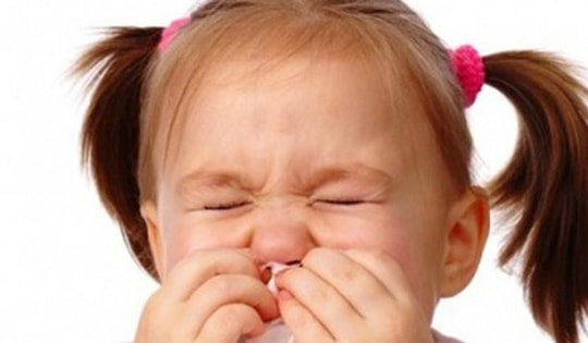 9 cách tự nhiên giúp trẻ giảm ho, sổ mũi hạn chế dùng thuốc