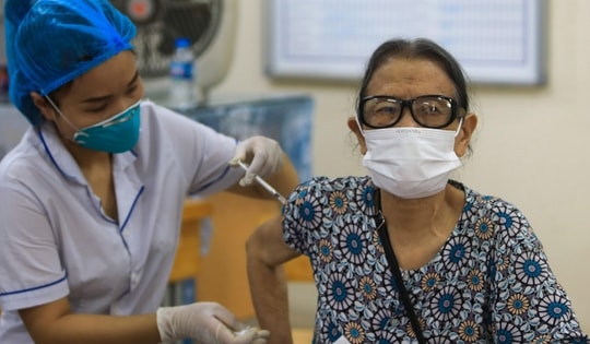 Sáng 1/3: Ca COVID-19 nặng tăng; Thiếu niên 13 tuổi ám ảnh béo phì, giảm cân đến mức nhập viện tâm thần