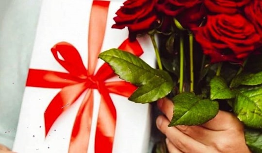 100.000 đồng mua quà gì cho ngày 8/3, gợi ý dưới đây giúp cánh mày râu ghi điểm với chị em