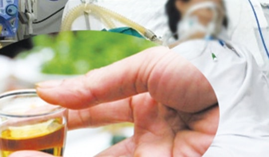 Uống rượu đến ngất xỉu, người phụ nữ nhập viện vì bị ngộ độc rượu
