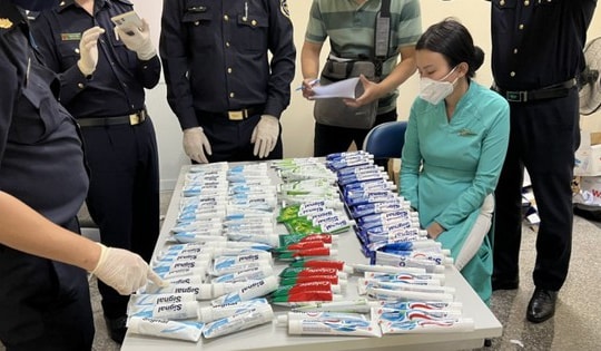 Xử lý thế nào vụ phát hiện thuốc lắc và ma túy trong hành lý 4 tiếp viên Vietnam Airlines?