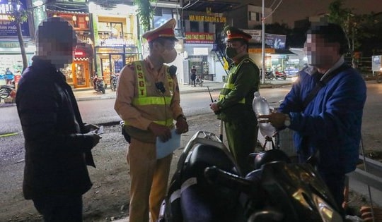 CSGT Hà Nội xử phạt hơn 18.000 tài xế vi phạm nồng độ cồn