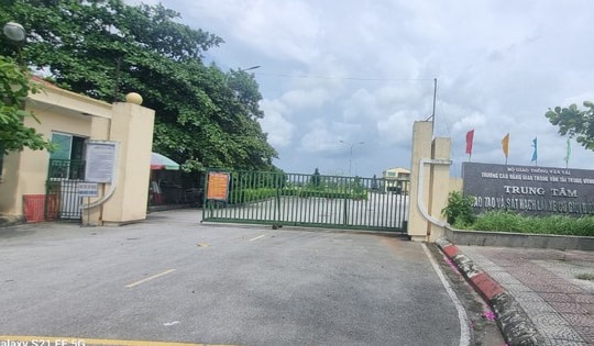 Khởi tố, bắt tạm giam 2 cán bộ trung tâm đào tạo lái xe ở Hải Phòng