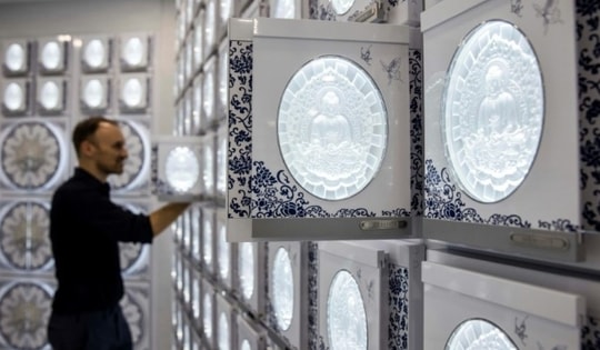 Cạnh tranh khốc liệt tại thị trường nhà đất đắt nhất thế giới: Giá "nhà" cho người đã khuất còn cao hơn nhà của người sống