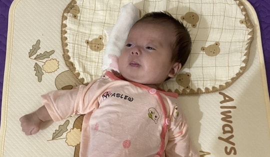 MS 871: Xót xa hình ảnh bé gái 2 tháng tuổi bị tim bẩm sinh cần sự trợ giúp để sớm phẫu thuật