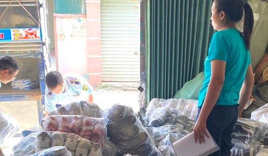 Hải Dương: Phát hiện hơn 1.400 đôi giầy thể thao giả da, giả mạo thương hiệu nổi tiếng