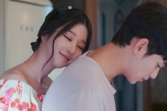 Tôi phát hiện chồng ngoại tình và có cách giải quyết "ngược đời"