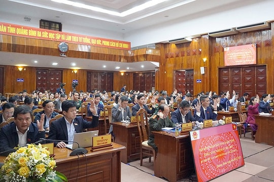 Kết quả lấy phiếu tín nhiệm 30 nhân sự chủ chốt tỉnh Quảng Bình