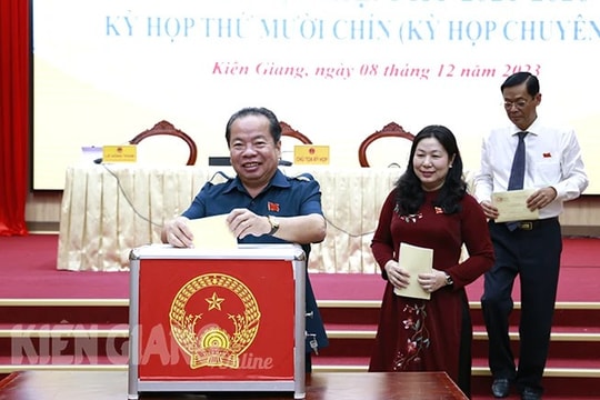 Kết quả lấy phiếu tín nhiệm 30 nhân sự tỉnh Kiên Giang