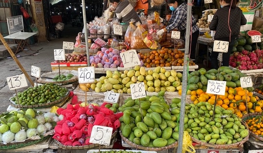 Hà Nội: Xóa sổ các điểm kinh doanh trái cây lấn chiếm lòng đường, vỉa hè trong năm 2024