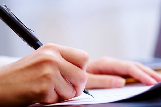 Cách viết hạn chế, khuyết điểm và nguyên nhân trong bản kiểm điểm đảng viên cuối năm 2023 mới nhất