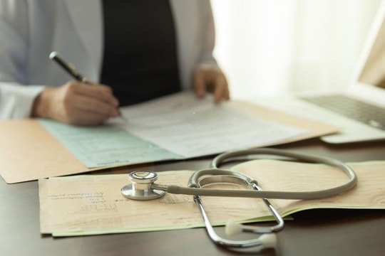 Từ vụ bệnh án của Châu Hải My bị lộ: Pháp luật Việt Nam bảo mật thông tin hồ sơ bệnh án của bệnh nhân thế nào?