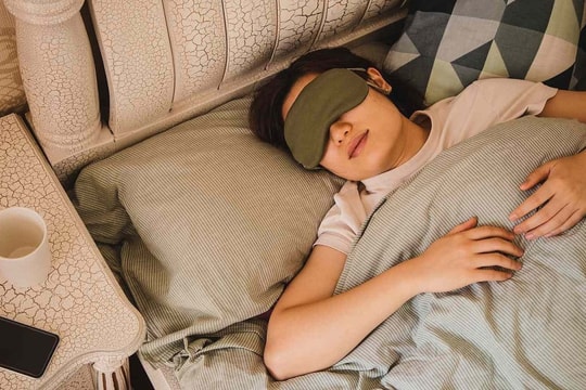 Ngủ vào giờ nào để nguy cơ mắc bệnh tim thấp nhất?