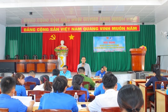 Chi đoàn là gì? Điều kiện tối thiểu để thành lập chi đoàn