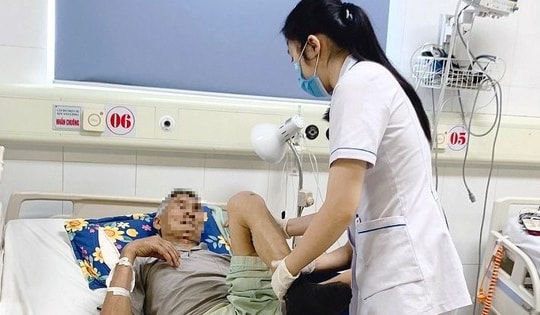 Cứu sống cụ ông 82 tuổi bị đột quy não thoát lưới hái tử thần